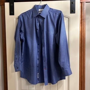 Cremiuex dress shirt, 16.5 x 33, like new, non smoking home
